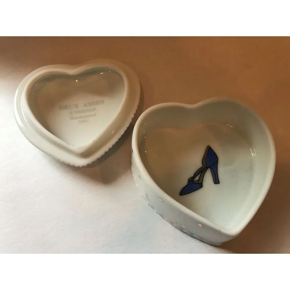 Vintage Deux Amies 11 Friends Handpainted High Heal Shoes Ceramic Heart Shaped